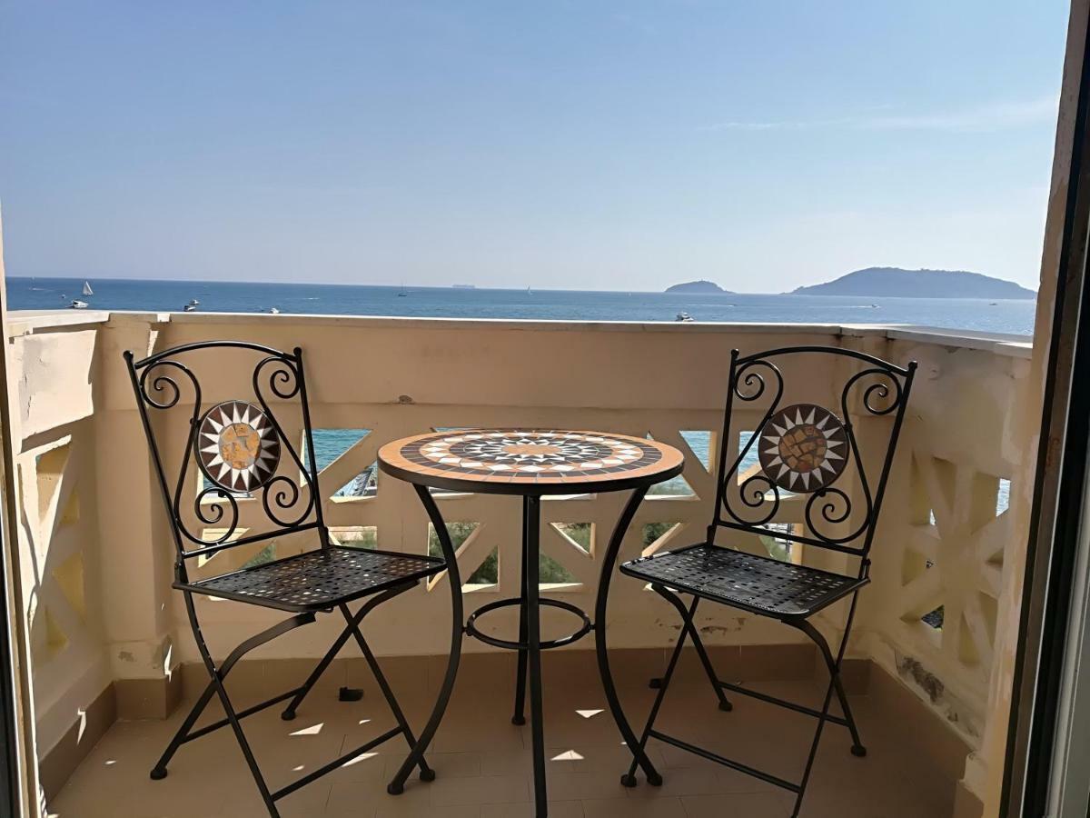 Il Faro Dei Poeti Apartment เลริชี ภายนอก รูปภาพ